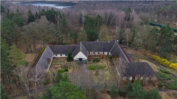 Die ehemalige Villa von Reichpropaganda-Minister Joseph Goebbels auf dem Areal am Bogensee,