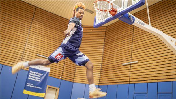 Die Eisbären Bremerhaven sind für Power Forward Marquis Collins die erste Station in Europa.