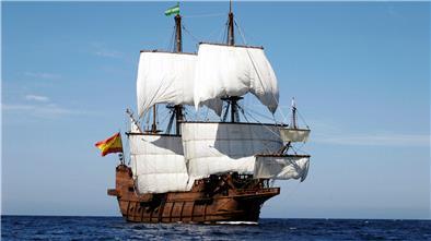 Ein Segelschiff.