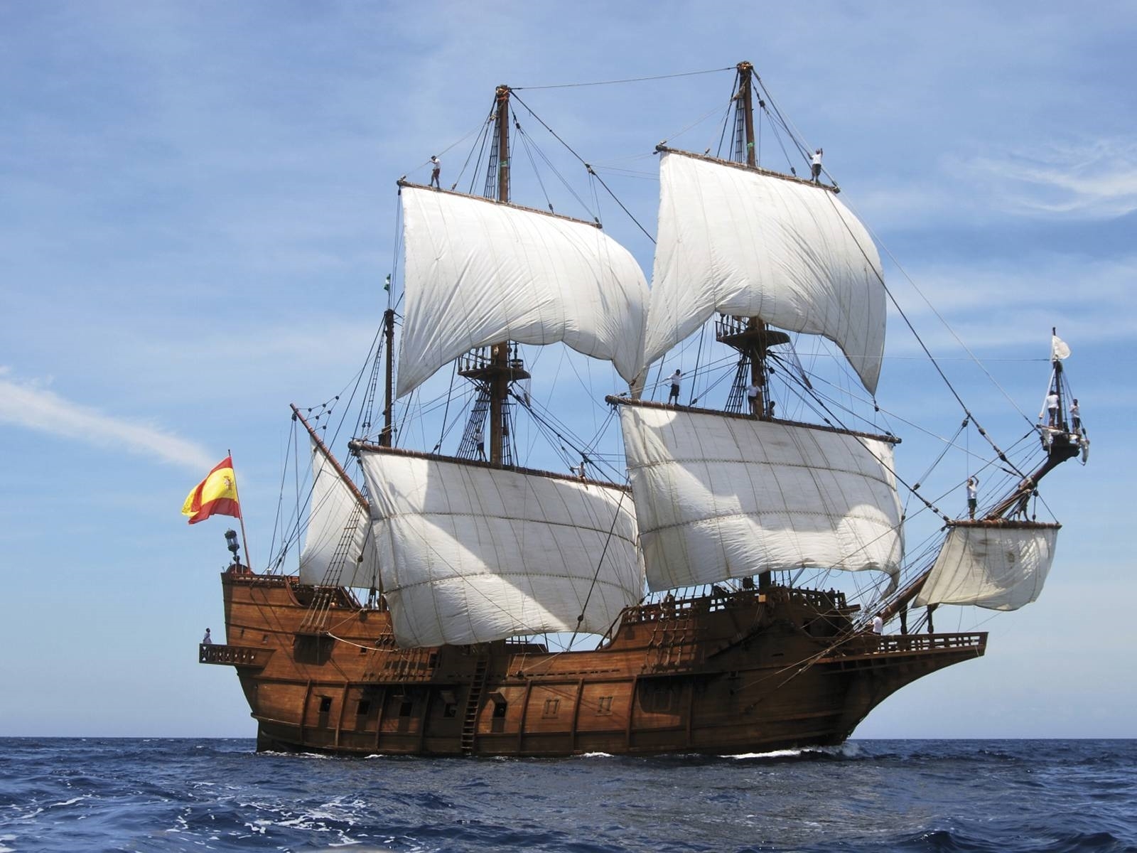 Die „El Galeón“ wird in allen Häfen, die sie ansteuert, als „Piratenschiff“ betrachtet, ist aber der Nachbau eines spanischen Handelsschiffs, wie es 200 Jahre über die Meere fuhr.