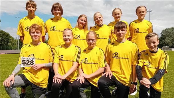 Bremervörder Gymnasiasten „Sieger der Herzen“ Die erfolgreiche Leichtathletik-Mannschaft des Gymnasiums Bremervörde. Beim Landesfinale von „Jugend trainiert für Olympia“ sprang der vierte Platz heraus.