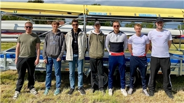 Die erfolgreichen TSV-Ruderer: (von links) Joscha Thomann, Yohannes Himmert, Deniz Akyürek, Ruben Matthes, Jan Bösch, Ben Müller und Simon Stelljes.