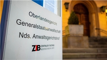 Die Ermittlungen der Generalstaatsanwaltschaft Celle und des LKA Niedersachsen richten sich gegen Beschuldigte im Alter von 32 bis 57 Jahren. (Archivbild)