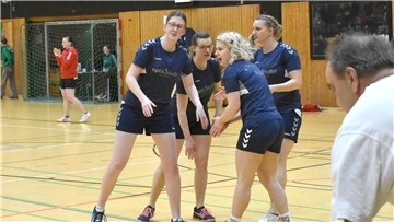 erste Prellballmannschaft des MTV Wohnste mit Alena Fitschen (von links), Ann-Katrin Heppner, Jenny Rothfischer und Thea Heppner-Wiese