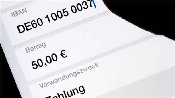 Die EU-Kommission möchte, dass Überweisungen schneller werden.
