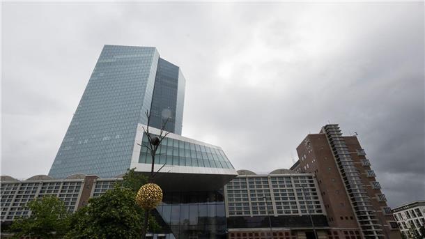 EZB in Lauerstellung: Keine weitere Zinssenkung in Sicht Die EZB sieht die Inflation im Euroraum eingedämmt (Archivbild)