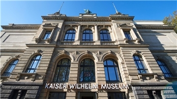 Die Fassade des Kaiser Wilhelm Museum in Krefeld.