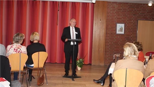 Die Festrede hielt Arend de Vries, Theologe und Prior des Klosters Loccum.