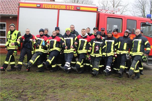 Die Feuerwehr war fröhlich am Start.
