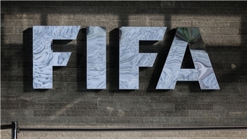 Die FIFA sperrt sieben Fußballer nach ihrem Einsatz für Malaysia. (Archivbild)