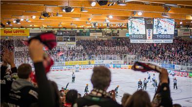 Die Fischtown Pinguins starteten stark ins Spiel und führten nach 26 Minuten mit 4:0.