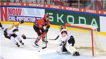 Die Fischtown Pinguins stehen gegen Skelleftea AIK vor dem Einzug ins Viertelfinale der Champions Hockey League. Viel Geld bringt das im Gegensatz zu anderen Sportarten aber nicht ein.