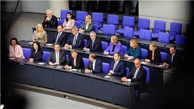Die frisch gebackene schwarz-rote Regierung.