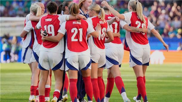 Die Fußballerinnen des WFC Arsenal dürfen sich auf Verstärkung freuen.