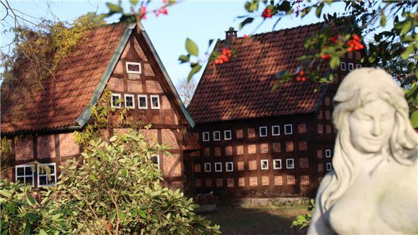 Spieker in Tarmstedt: Verliert der Ort sein Wahrzeichen? Die Gemeinde Tarmstedt will den Spieker in Tarmstedt nicht übernehmen. Zur Begründung führte Bürgermeisterin Hella Rosenbrock hohe Sanierungskosten und fehlende Nutzungsideen für das Fachwerkensemble an.
