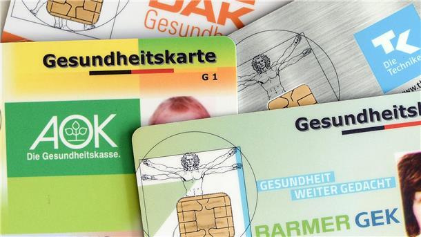 Die genaue Beitragshöhe für die 58 Millionen Kassenmitglieder und 16 Millionen beitragsfrei Mitversicherte legen die Krankenkassen jeweils für sich fest, sie können vom Durchschnitt abweichen.