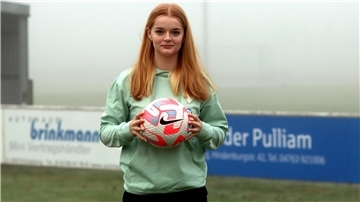 Die Gnarrenburgerin Lina Huntemann in der Defensive eine feste Größe, agierte als Innenverteidigerin.
