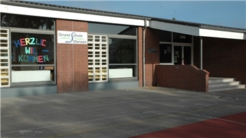 Die Grundschule Sittensen wird auf 16 Klassenräume ausgebaut. Doch das reicht nicht, um künftig alle Schüler aufzunehmen. Freie Kapazitäten gibt es an der Grundschule Meckelsen.