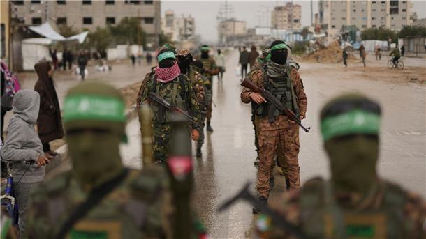 Hamas schürt Angst vor Verschwinden der Geiseln für immer Die Hamas drohte Israels Armee angesichts der kürzlich begonnen Bodenoffensive in der Stadt Gaza mit Tausenden Hinterhalten. (Archivbild)