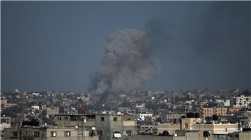 Die heftigen Kämpfe zwischen den israelischen Streitkräften und der Hamas im Gazastreifen gehen weiter.