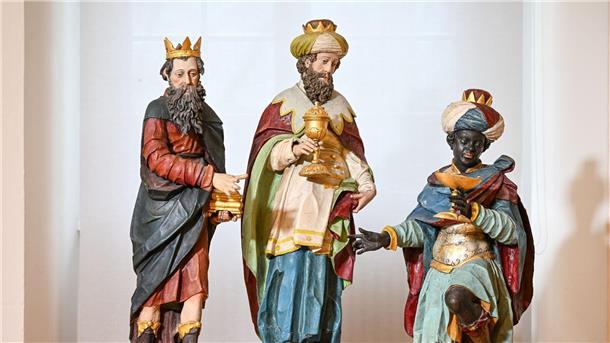 Esel, Engel, Tannenbaum: ein Weihnachts-ABC Die Heiligen Drei Könige im Nazarener Stil. Hier aus der aktuellen Krippenausstellung im Kloster Schussenried.