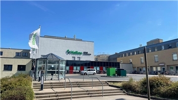 Die Außenansicht der Helios-Klinik in Cuxhaven.