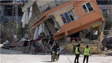Die Hoffnung, nach dem verheerenden Erdbeben in der Türkei und Syrien weitere Überlebende in den Trümmern zu finden, ist mittlerweile gering.