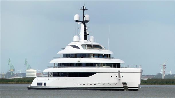 Die Lürssen-Megayacht „Ace 21“ 
