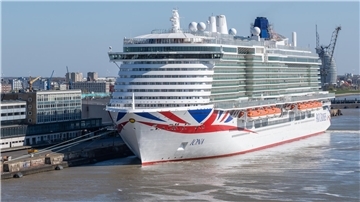 Die „Iona“ kommt spontan für einen Tag nach Bremerhaven - 2020 lag das Schiff mehr als ein halbes Jahr an der Columbuskaje.