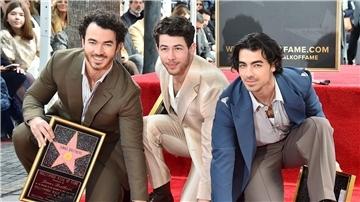 Die Jonas Brothers haben einen Weihnachtsfilm gedreht. (Archivbild)