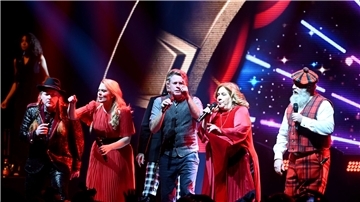 Die Kelly Family versetzt Krefeld in Weihnachtsstimmung.
