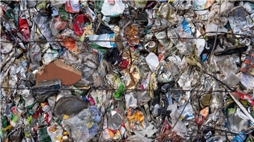 Recyclingquote bei Plastik bleibt global niedrig Die Kunststoffproduktion stieg von zwei Millionen Tonnen 1950 auf 400 Millionen Tonnen im Jahr 2022. (Archivbild)