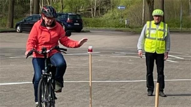 Die Landfrauen trainierten die Sicherheit auf dem Pedelec.