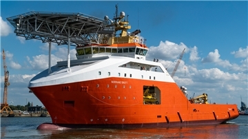Die Lloyd Werft nimmt Wartungs- und Reparaturarbeiten an dem norwegischen Offshore-Ankerziehschlepper „Normand Drott“ vor.