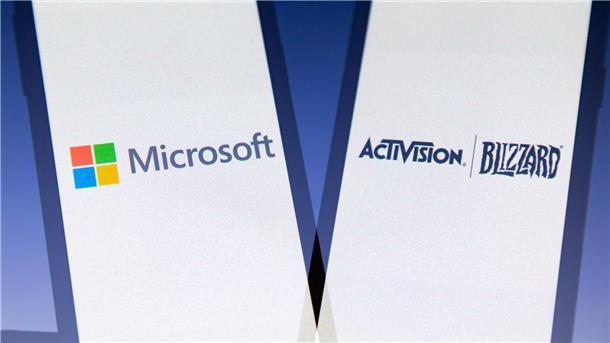 Die Logos des amerikanischen multinationalen Technologiekonzerns Microsoft und des Videospielunternehmens Activision Blizzard.