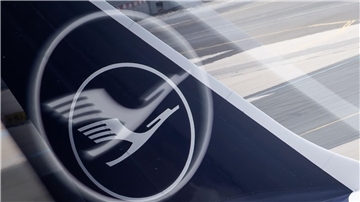 Die Lufthansa ist Deutschlands größte Fluggesellschaft.