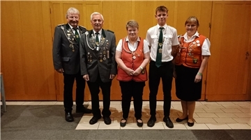 Die Majestäten der Schützen, Damen und Jugend wurde auf der Geheimscheibe ermittelt.