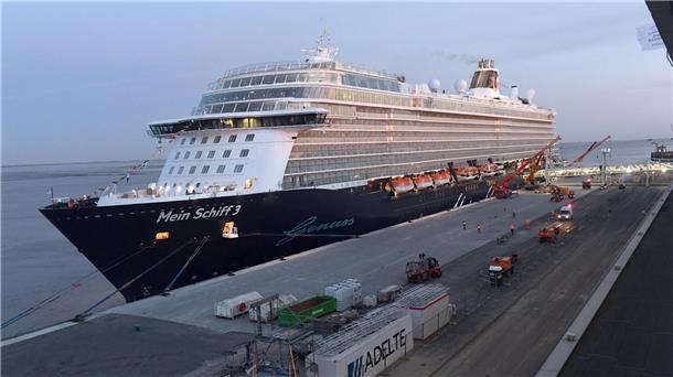 Die „Mein Schiff 3“ hat die neue Columbuskaje in Betrieb genommen.