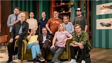 Die mit dem Deutschen Fernsehpreis und dem Deutschen Comedypreis ausgezeichnete Show in sechs Teilen soll im April beim Amazon-Dienst Prime Video verfügbar werden.