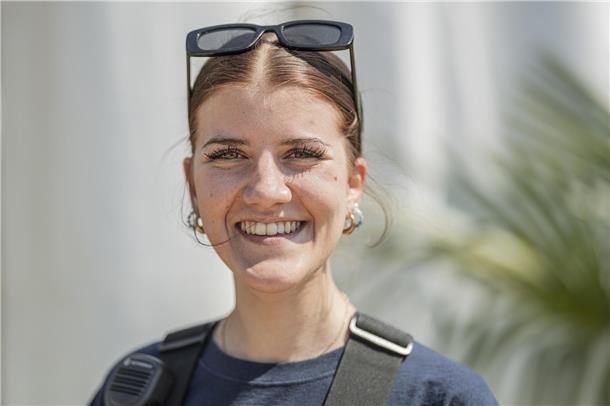 Deichbrand 2024: Das sind die schönsten Frauen auf dem Festival Die mit der Sonnenbrille.