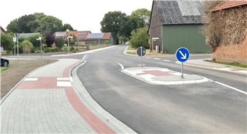 Neugebaute Straße.