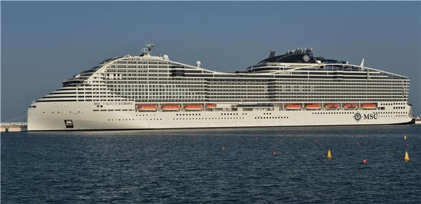 Die „MSC World Europa“ ist das Typschiff dieser Kreuzliner, von denen MSC Cruises noch zwei weitere Schiffe bauen lassen will.