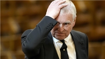 Die nächsten Details: Prinz Andrew gerät weiter unter Druck. (Archivbild)