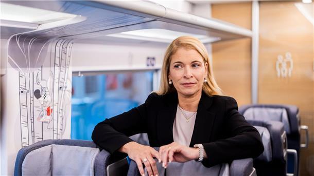 Bahn-Aufsichtsrat beschließt Neuaufstellung der Chefetage Die neue Bahnchefin Evelyn Palla soll mit einem neuen Vorstandsteam die Probleme bei der Bahn angehen. (Archivbild)