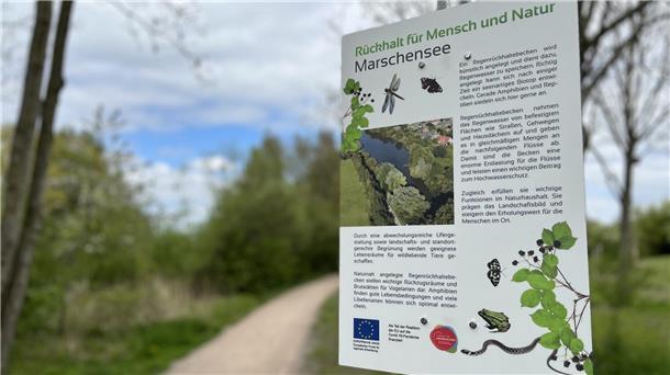 Infotafeln am Marschensee in Langen