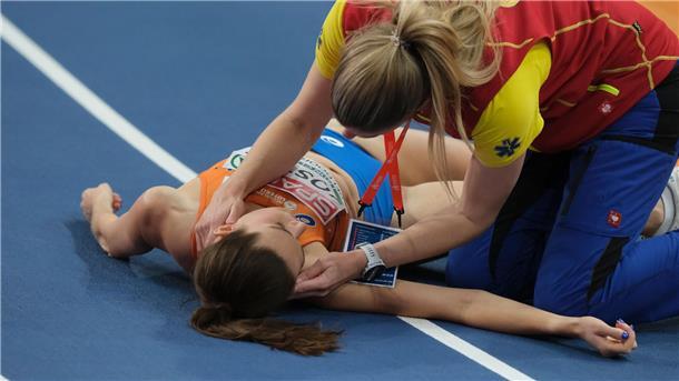 Niederländerin gibt nach schwerem Sturz bei EM Entwarnung Die Niederländerin Maureen Koster hat nach ihrem schweren Sturz im 3.000-Meter-Finale bei der Hallen-EM Entwarnung gegeben.