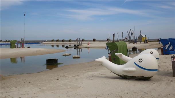 Die Nordseelagune in Burhave wird in diesem Jahr eine wichtige Rolle spielen. Der Flachwasserbereich soll umgestaltet werden, um zu vermeiden, dass die ganze Lagune geschlossen werden muss, wenn es hier zu einer Belastung mit Keimen kommt