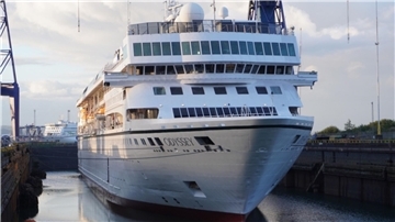 Die "Odyssey" liegt noch im Dock in Belfast.