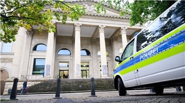 Die Opposition forderte einen dauerhaften Polizeischutz für den Landtag – so weit gehen die neuen Maßnahmen nicht. (Archivbild)