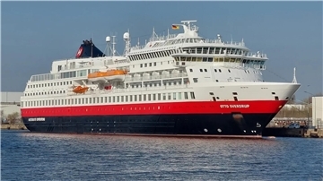 Die „Otto Sverdrup“ erhält ein neues Aufgabengebiet. Sie wechselt von HX zu Hurtigruten Norwegen.